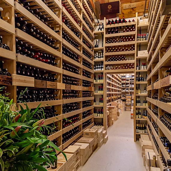 Photo courtesy of Cru Uncorked
